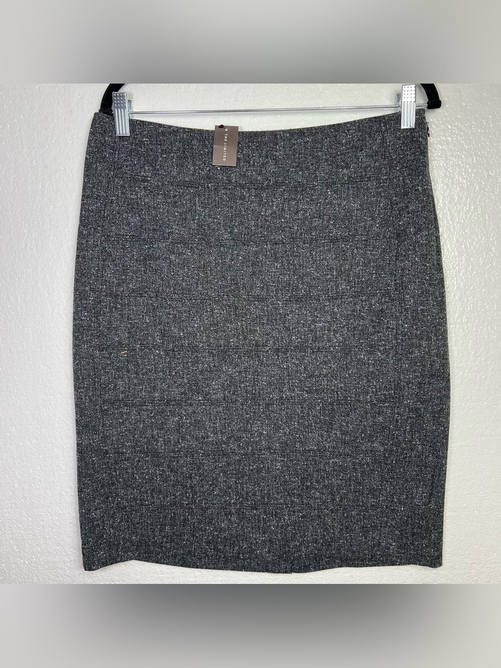 The Limited straight grey skirt size 6 NWT